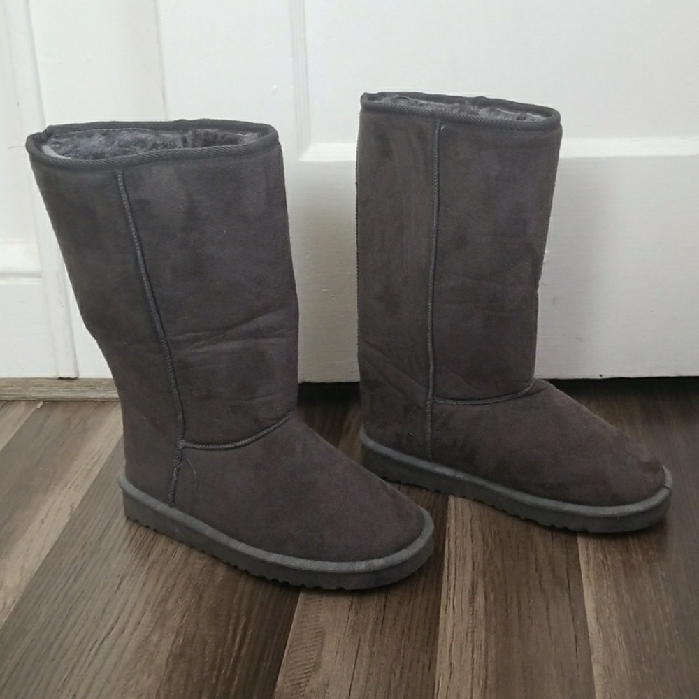 Moon Boots
